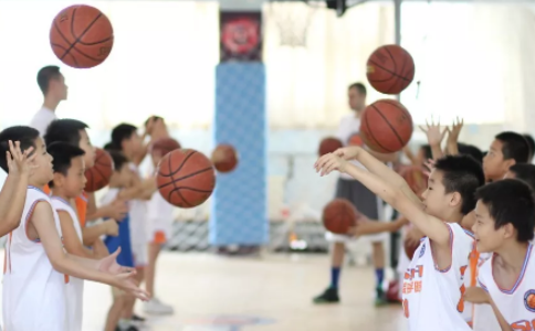 西安USBA美国篮球学院,西安青少年篮球培训