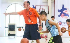 USBA美国篮球学院为什么青少年篮球培训机构要选择USBA美国篮球学