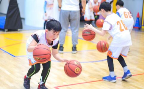 usba美国篮球学院,篮球对于孩子身体的好处