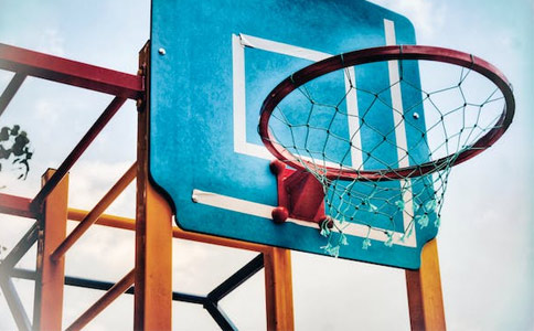 USBA美国篮球学院孩子缺乏锻炼容易降低免疫力
