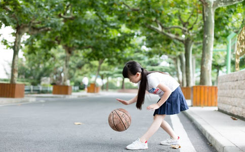 Usba美国篮球学院2023暑期班招生中