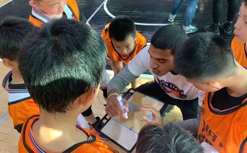 郑州USBA美国篮球学院课程优势