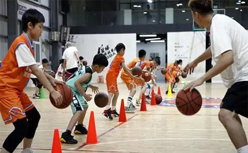 USBA美国篮球学院正规篮球培训
